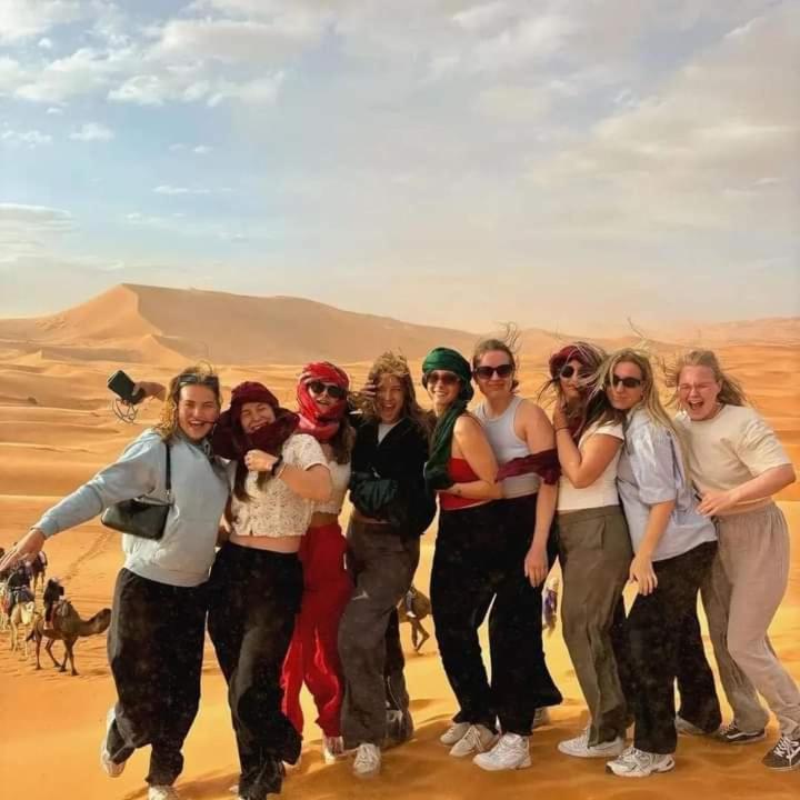 Bivouac Camel Trips Hotel เมอร์ซูกา ภายนอก รูปภาพ