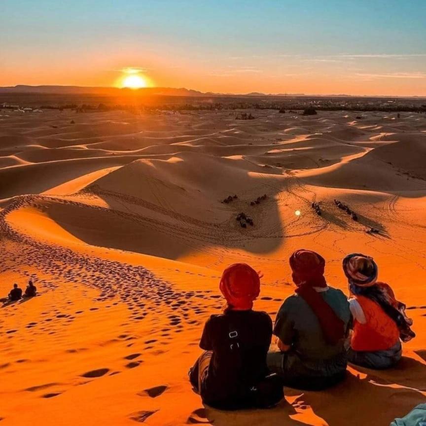 Bivouac Camel Trips Hotel เมอร์ซูกา ภายนอก รูปภาพ