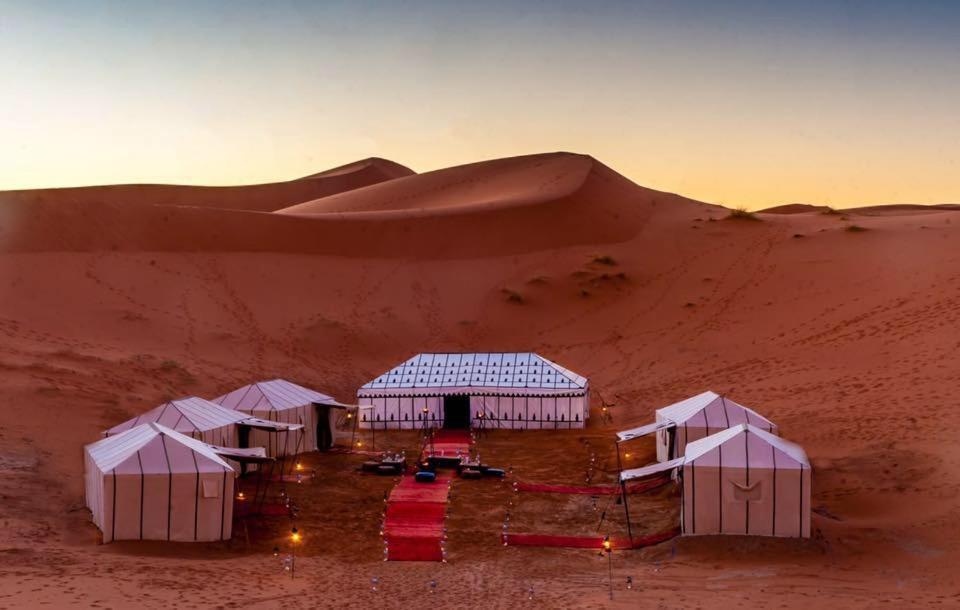 Bivouac Camel Trips Hotel เมอร์ซูกา ภายนอก รูปภาพ