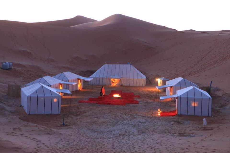 Bivouac Camel Trips Hotel เมอร์ซูกา ภายนอก รูปภาพ