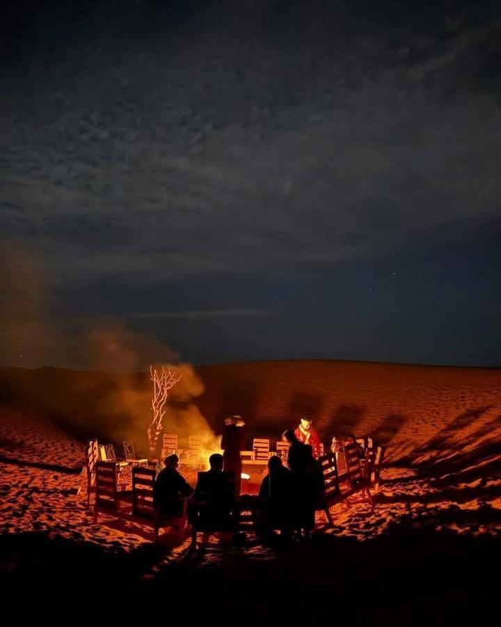 Bivouac Camel Trips Hotel เมอร์ซูกา ภายนอก รูปภาพ