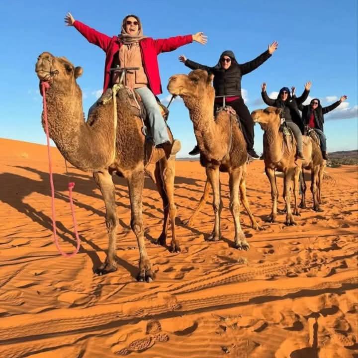 Bivouac Camel Trips Hotel เมอร์ซูกา ภายนอก รูปภาพ