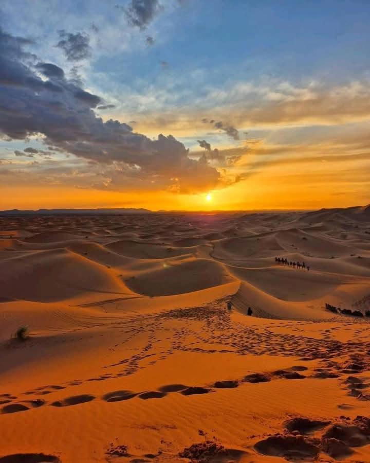 Bivouac Camel Trips Hotel เมอร์ซูกา ภายนอก รูปภาพ