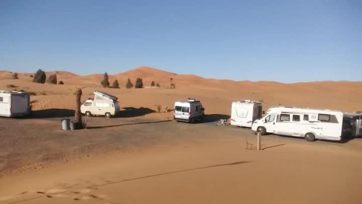 Bivouac Camel Trips Hotel เมอร์ซูกา ภายนอก รูปภาพ